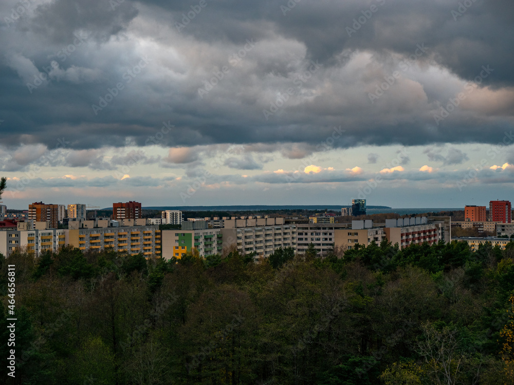 Fototapeta premium clouds over the city