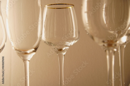 와인잔과 유리잔