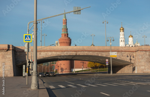 Photography Moskvoretskaya embankment in an early sunny morning