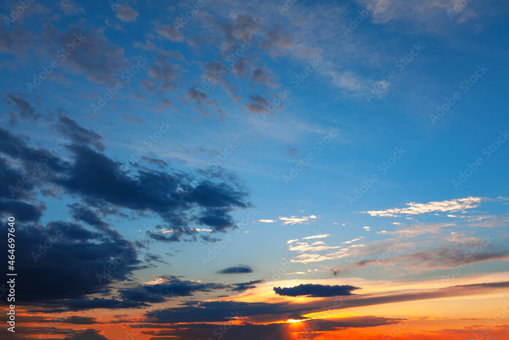Fototapeta premium Twilight fantastic sky with colorful horizon 