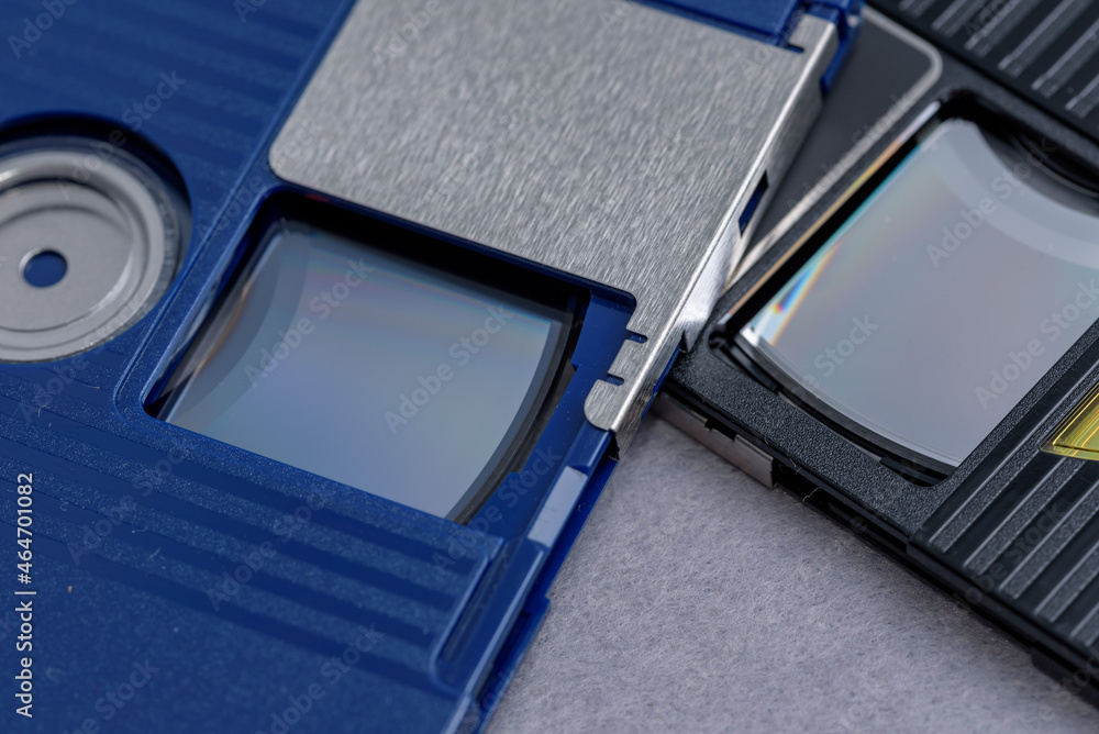MiniDisc (MD) cartridge and recording surface Stock Photo | Adobe Stock