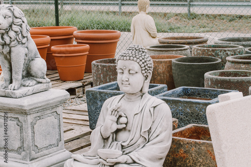 statue of buddha