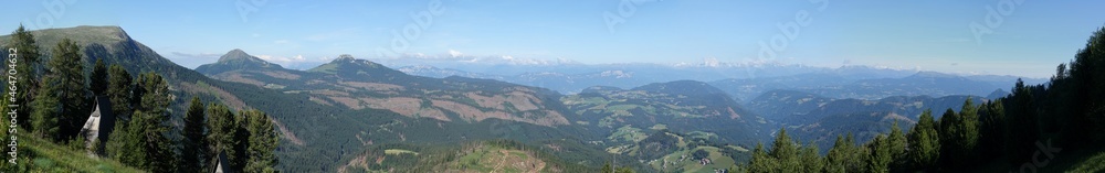 Zanggen, Schwarzhorn und Weisshorn in den Eggentaler Alpen