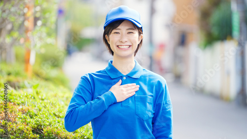 宅配業者・運送業者・配達員・配送員・引越し業者 photo