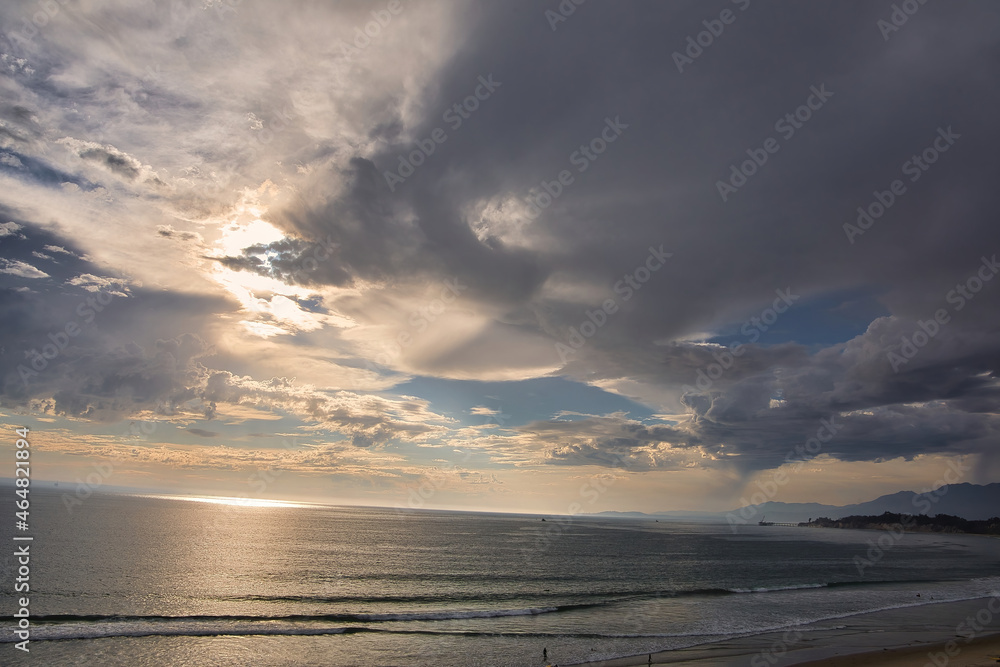 Obraz premium Storm clouds over Rincon point in California