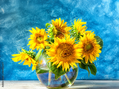 sunflowers bouquet