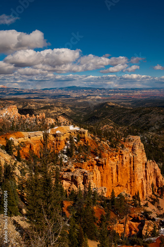 The sandstone cliffs at Bryce Canyon 