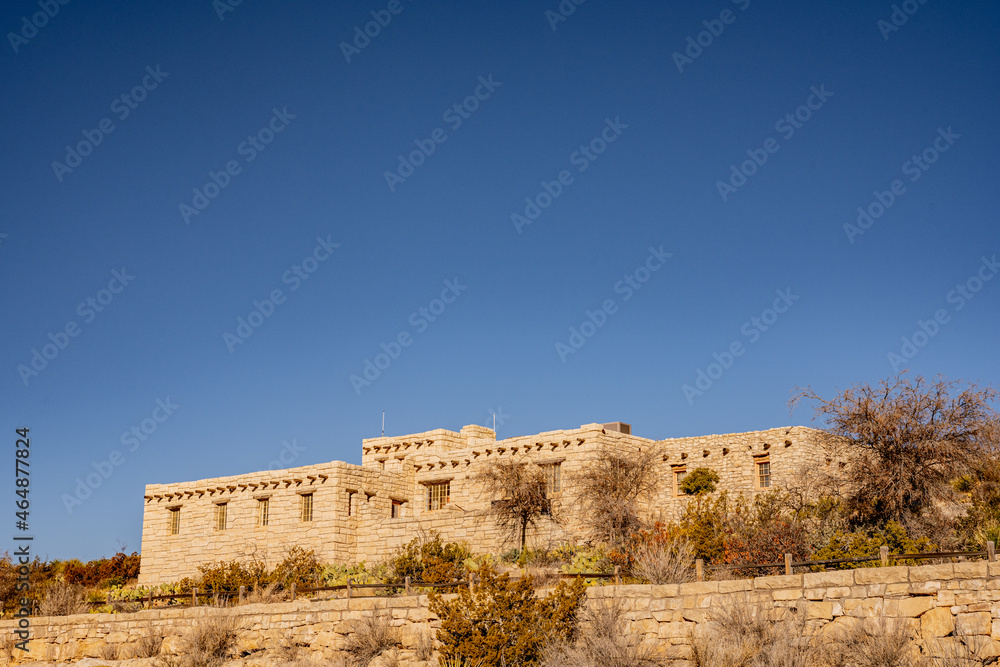 Fototapeta premium Stone Building on Hillside in Carlsbad Caverns National Park