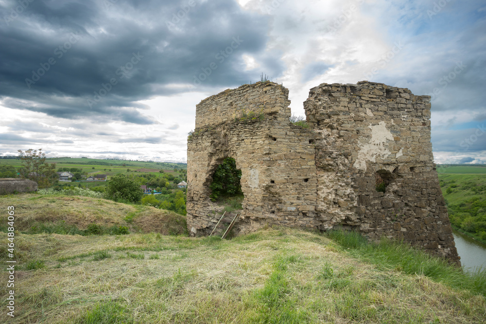 Ruins of Zhvanets castle