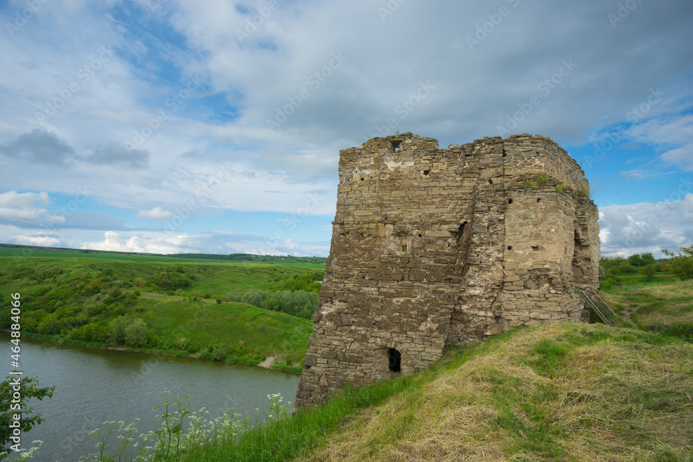 Ruins of Zhvanets castle