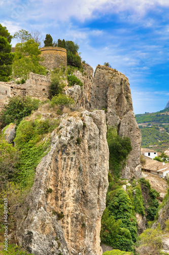 Ruins of Castillo de San José in Guadalest © Tomasz Kubis