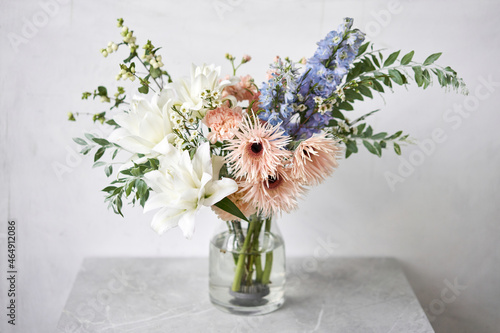 Fototapeta Finished flower arrangement in a vase for home