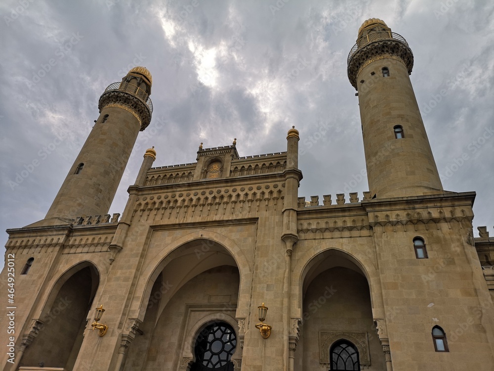 Taza Pir Mosque, Baku