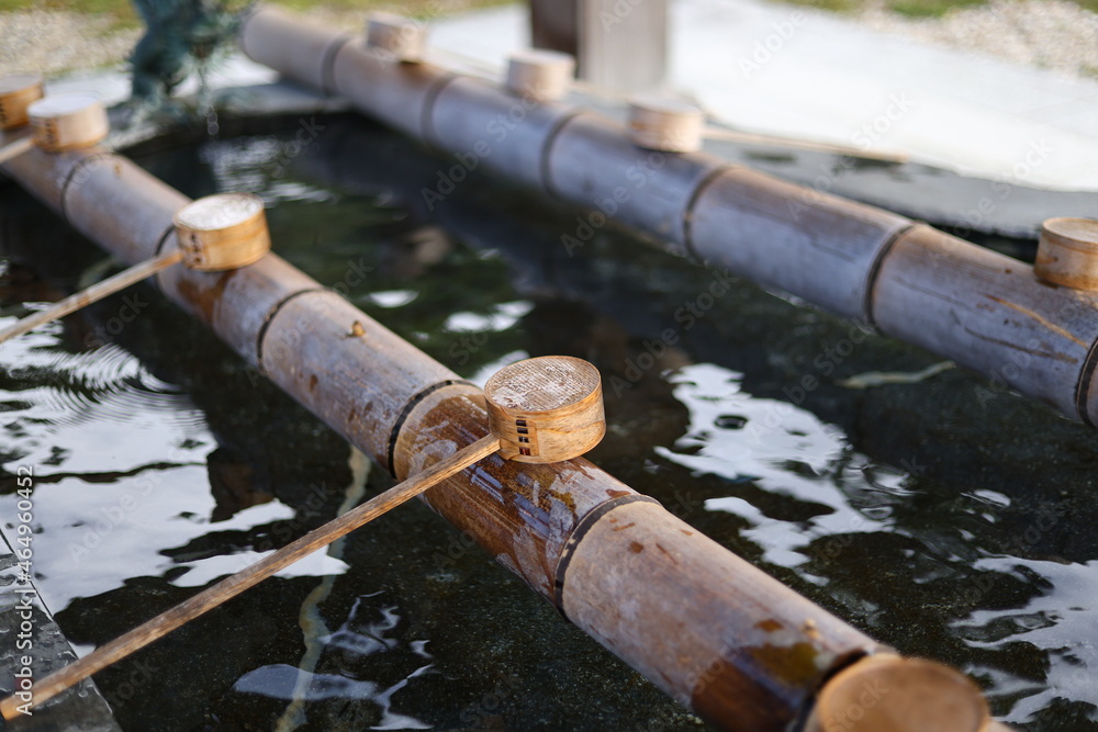 寺院の手水舎 寺院の手水舎