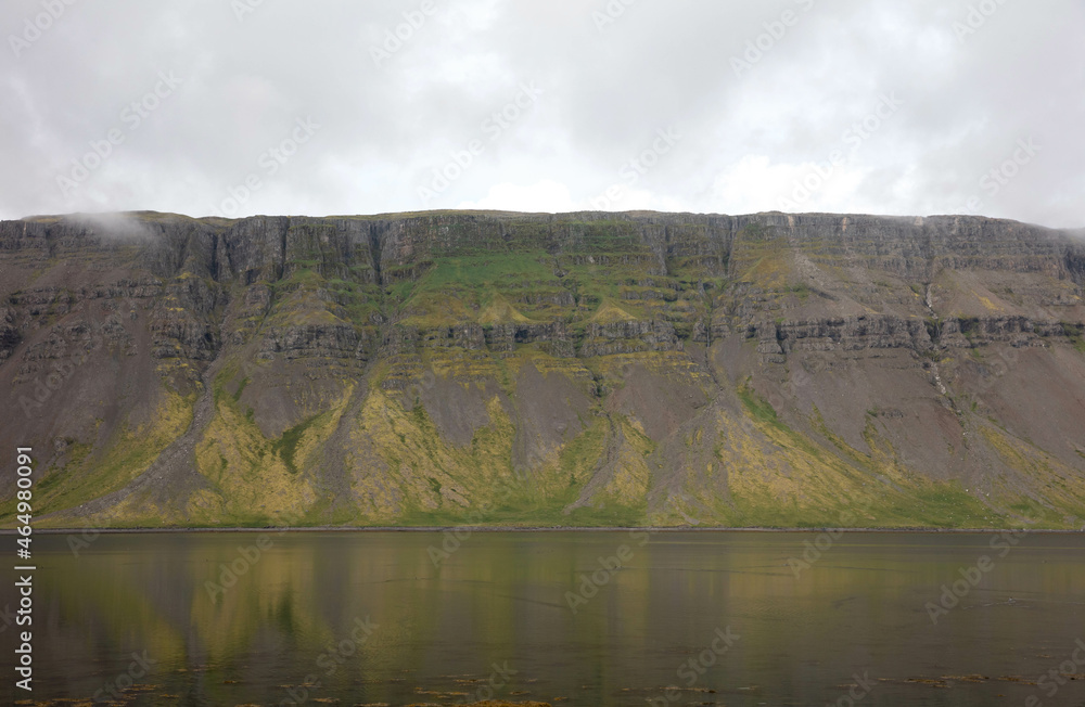 Obraz premium Fjord in iceland, stormy wather in the summer