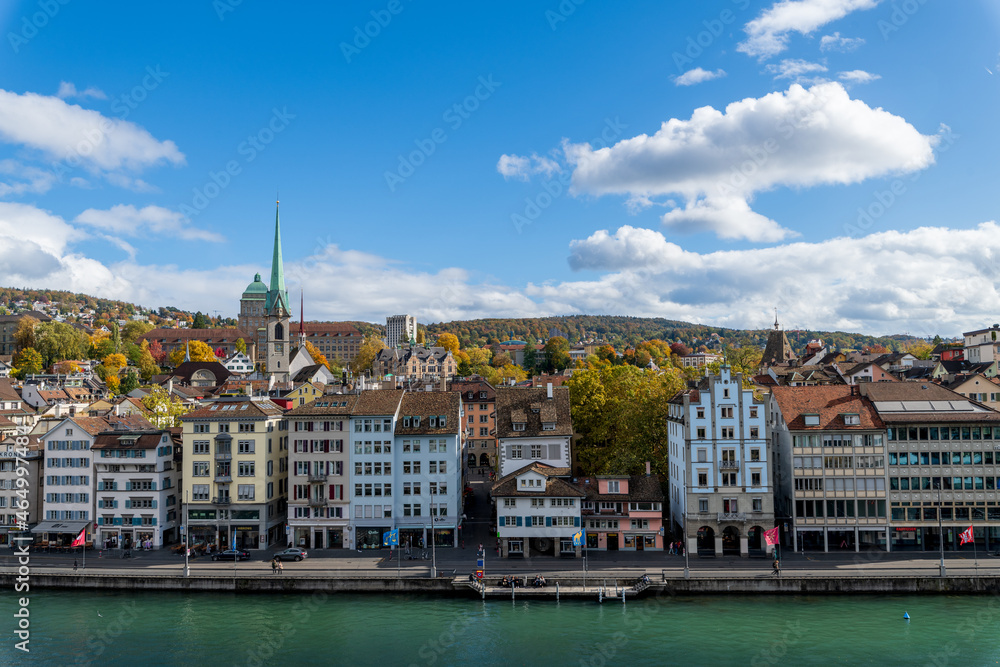 Zürich Schweiz alte Bauten und Stadtbild