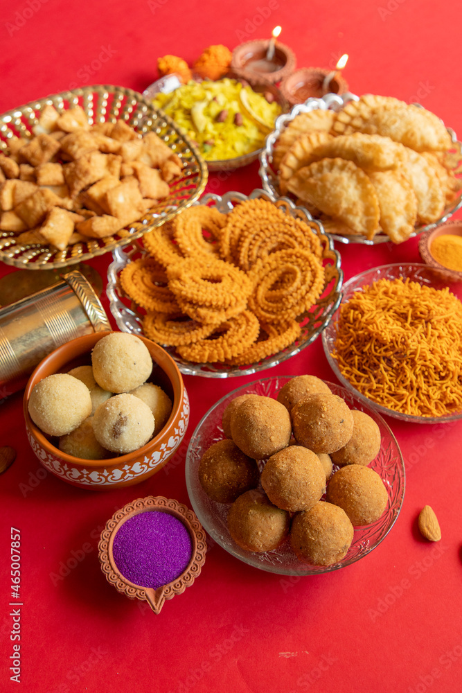 Diwali snacks/Diwali faral/Festival food items/Festival snacks from Maharashtra, India Diwali snacks/Diwali faral/Festival food items/Festival snacks from Maharashtra, India