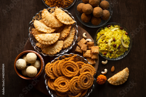 Diwali snacks/Diwali faral/Festival food items/Festival snacks from Maharashtra, India © CameraChemistry