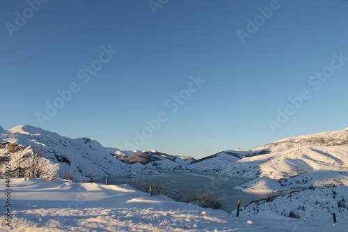 A view of the mountains surrounding the Riaño reservoir during a winter afternoonn, León province, Cantabrian Mountains, Spain 
