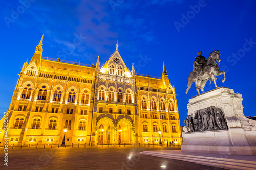 Parliament and Monument in Budapest at night, Hungary