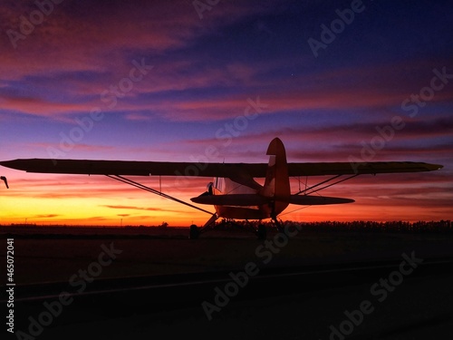 airplane at sunset © Santiago