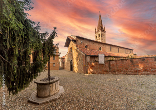 Canvas-taulu Saluzzo, Cuneo, Italy - October 19, 2021: The Church of San Giovanni (14th centu