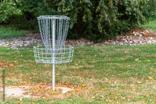 Disk golf basket
