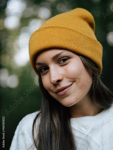 portrait of a teenager girl outdoor © Laszlo
