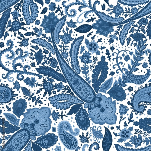 Floral seamless pattern with blossom and flora