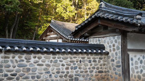 The beautiful Korean traditional house where the king lived