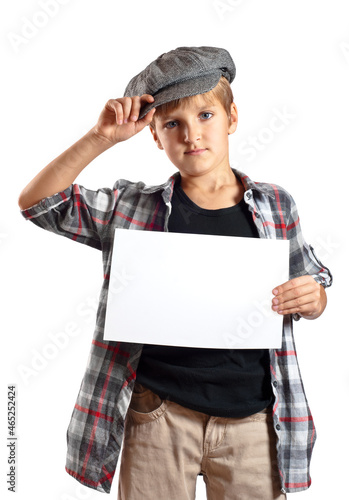 Kid with beret hold white paper