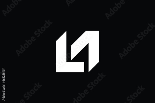 ML logo letter design on luxury background. LM logo monogram initials letter concept. ML icon logo design. LM elegant and Professional letter icon design on black background. M L LM ML