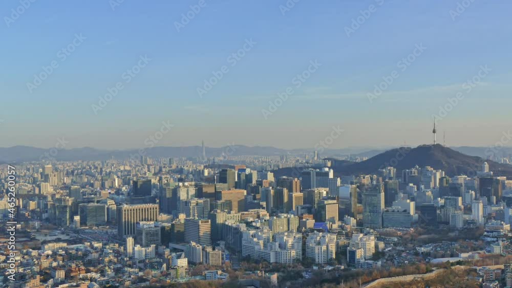 4K Time lapse Building of Seoul skyline with Seoul tower in South Korea
4K Time lapse Building of Seoul skyline with Seoul tower in South Korea