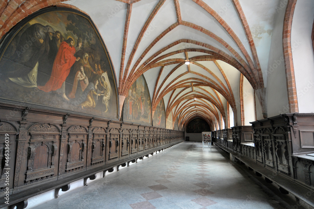 Obraz premium Bazylika katedralna Wniebowzięcia Najświętszej Maryi Panny w Pelplinie