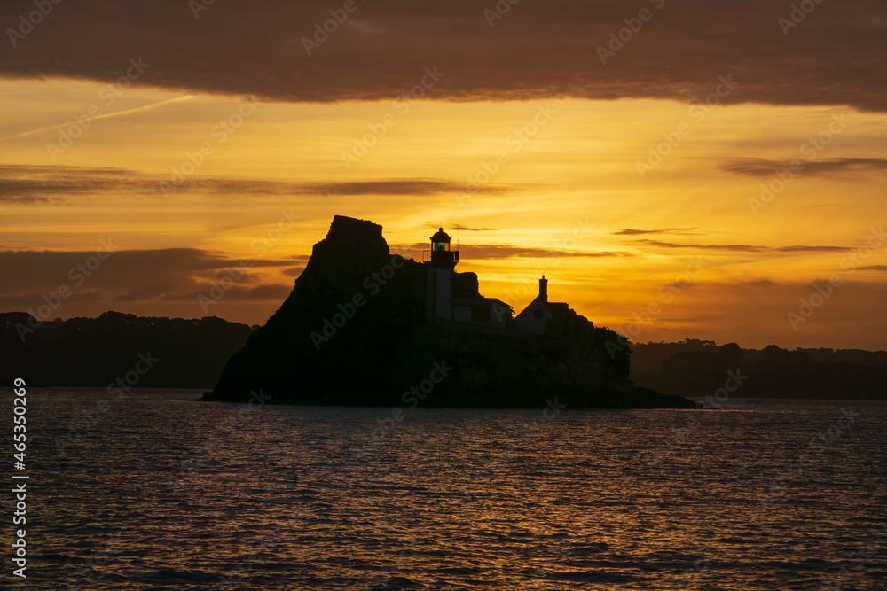 L'ile et le soleil L'ile et le soleil