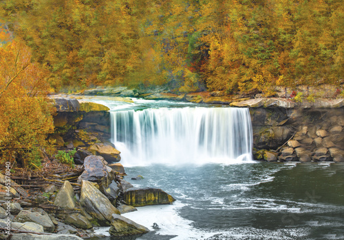 Cumberland Fall in Kentucky in Autumn