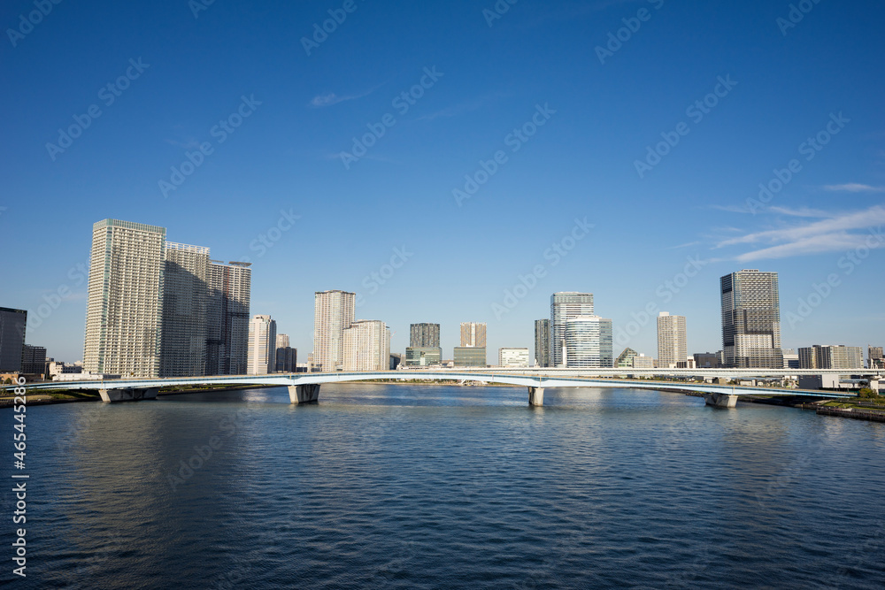 Fototapeta premium 東京ベイエリア 豊洲、晴海運河の風景