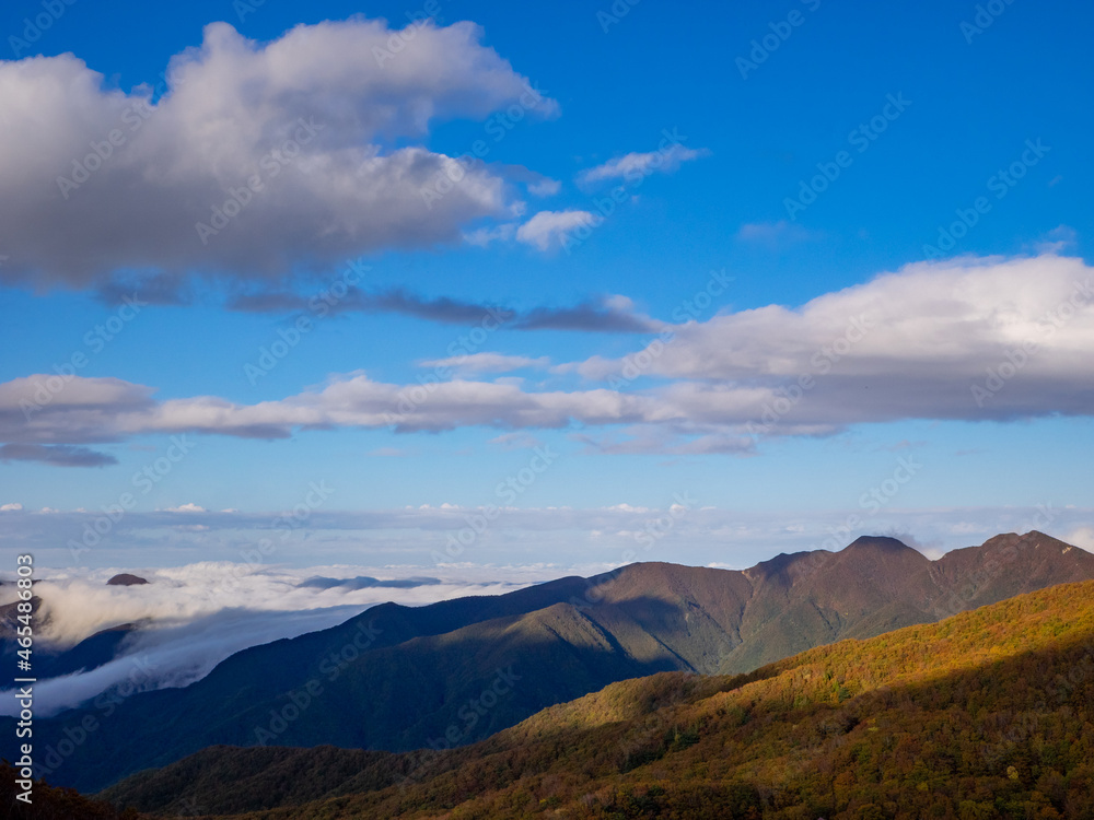 Sea of clouds and autumn mountains (Zao, Yamagata, Japan)