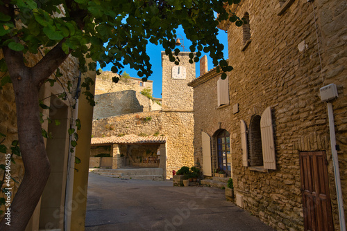 Foto Pittoreskes Dorf Venasque in der Provence