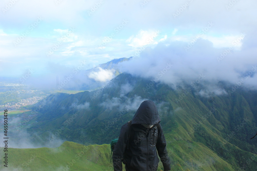 anak dara hill sembalun village