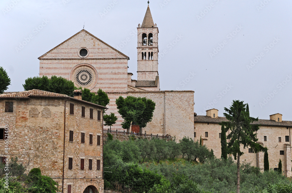 Assisi, la Basilica di Santa Chiara