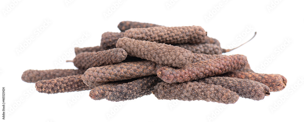 Long pepper isolated on white background. Heap of pippali or piper longum. - obrazy, fototapety, plakaty 