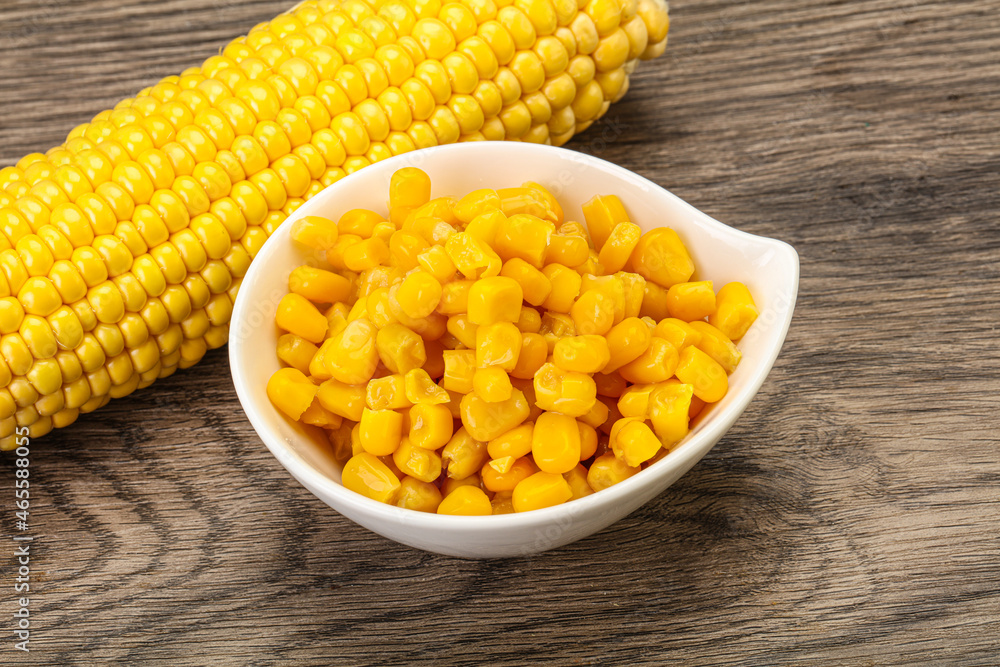 Sweet yellow corn in the bowl Sweet yellow corn in the bowl