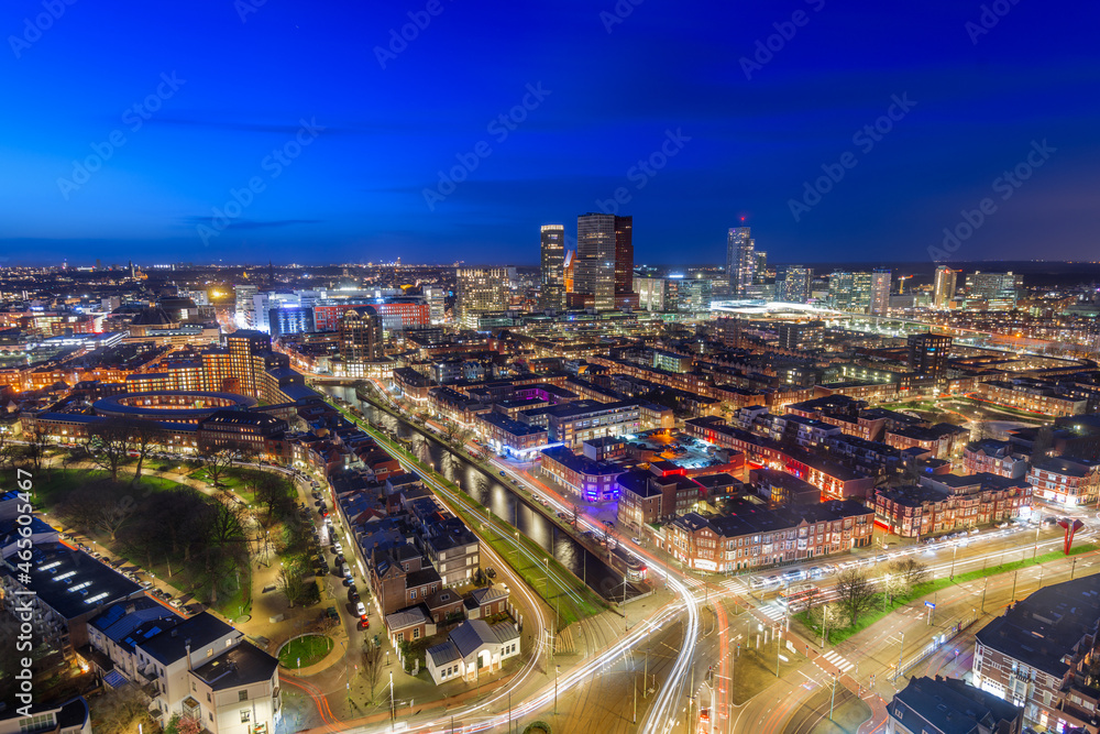 Fototapeta premium The Hague, Netherlands Cityscape