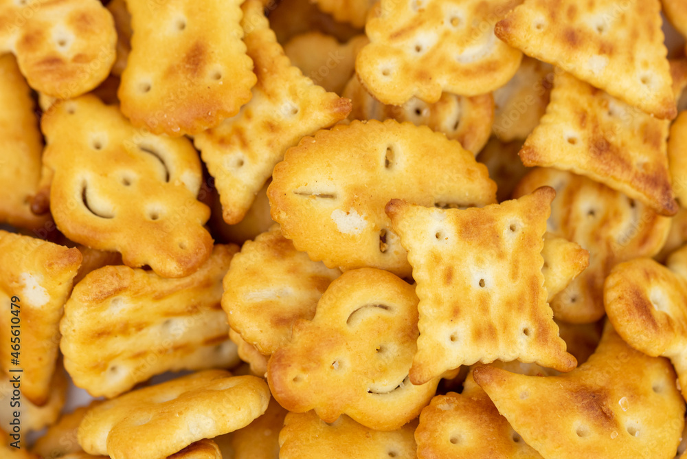the sweet snack crackers (cookies) the sweet snack crackers (cookies)