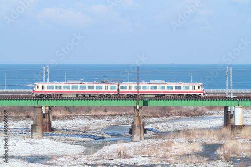 富山地方鉄道