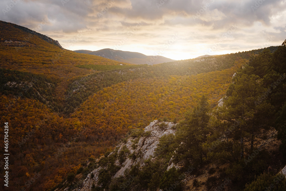 Naklejka premium beautiful autumn afternoon in mountains.