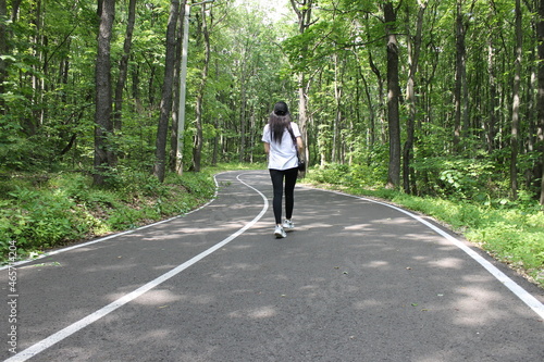 Wallpaper Mural jogging in the park Torontodigital.ca