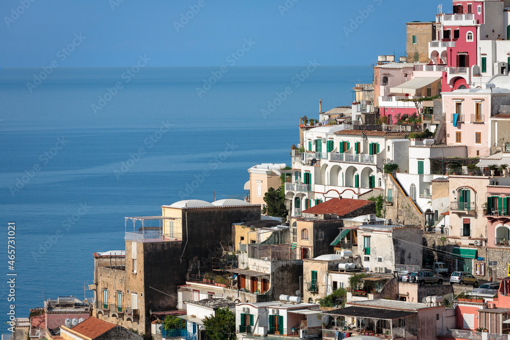Positano, Salerno. Panorama di borgo della Costiera Amalfitana