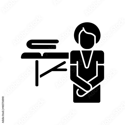 Massage practitioner black glyph icon. Professional physiotherapist. Healthcare worker. Massage therapist certification. Spa treatment. Silhouette symbol on white space. Vector isolated illustration
